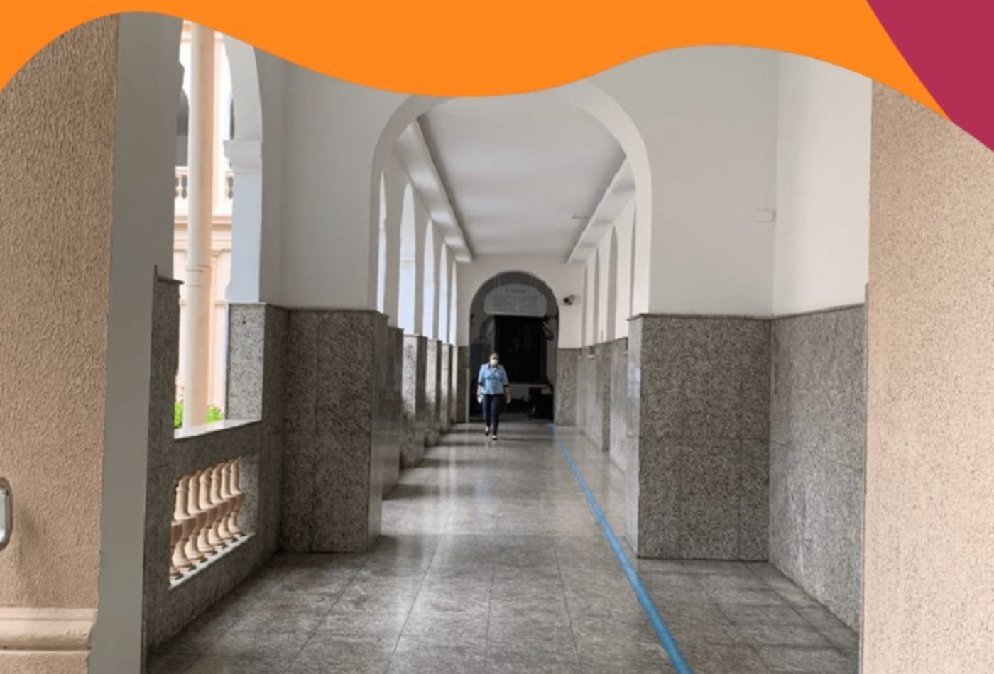 Corredor de acesso ao Real Instituto do Pulmão dentro do Real Hospital Português